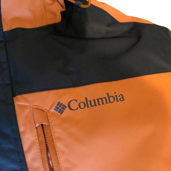 Columbia Women's Orange and Black Ski Jacket - Picture 3 of 9